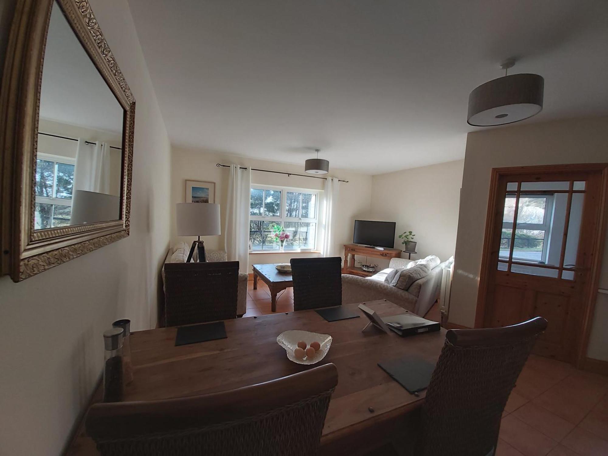 Shanakeever Farm - 2 Bedroom Apartment Clifden Room photo